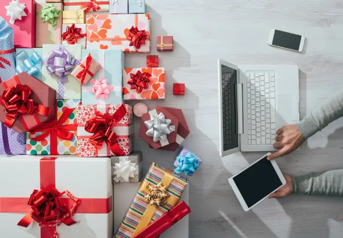 how to make money for christmas presents by earning extra cash online